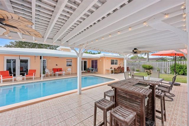 5284 NE 18th Terrace, Fort Lauderdale, FL 33308