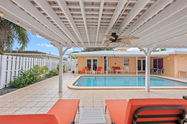 5284 NE 18th Terrace, Fort Lauderdale, FL 33308