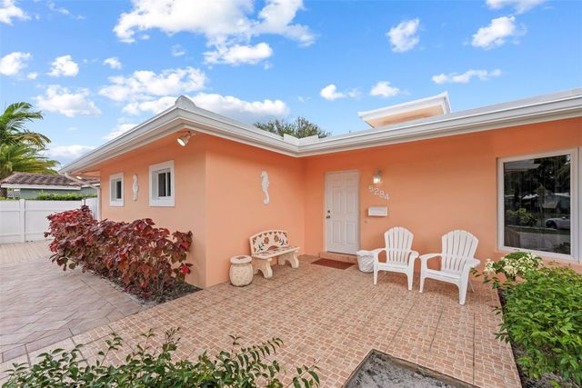 5284 NE 18th Terrace, Fort Lauderdale, FL 33308