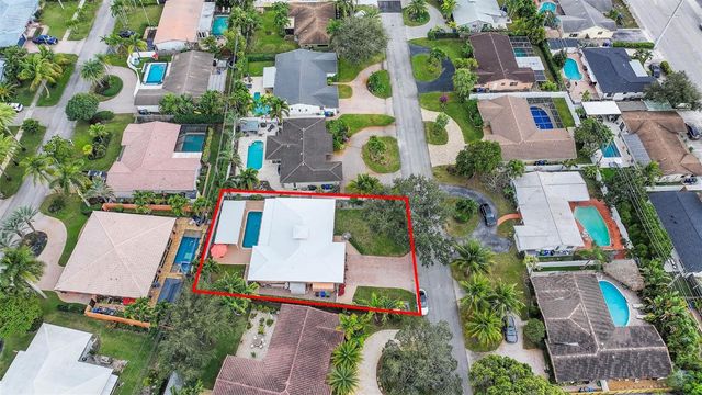 5284 NE 18th Terrace, Fort Lauderdale, FL 33308