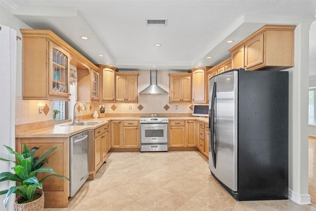 5284 NE 18th Terrace, Fort Lauderdale, FL 33308