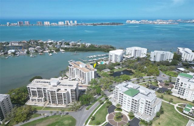 8 BELLEVIEW BOULEVARD 702, Belleair, FL 33756