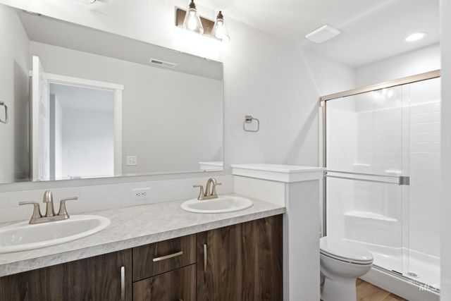 4414 S Amsterdam Ave, Nampa, ID 83686