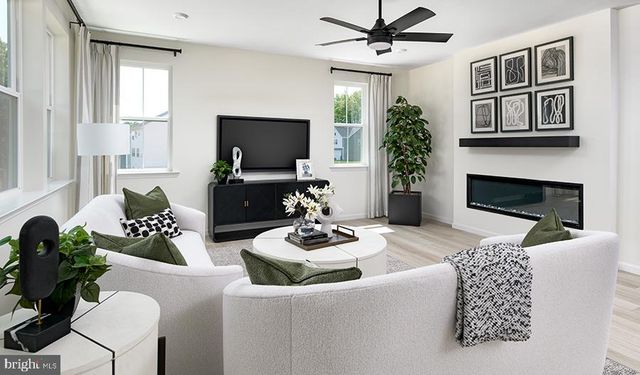 2813 WHITE TAIL DR, Locust Grove, VA 22508