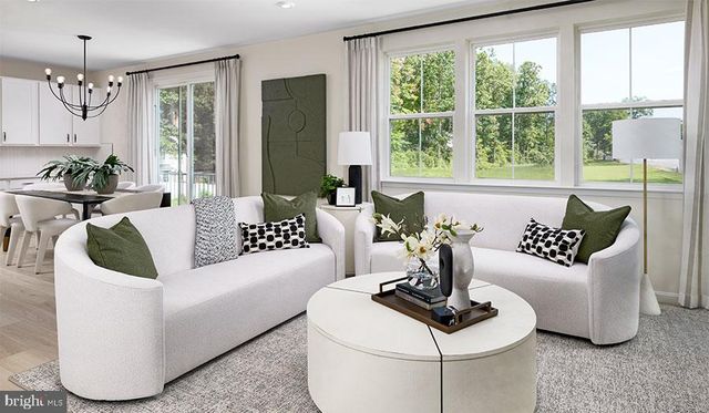 2813 WHITE TAIL DR, Locust Grove, VA 22508