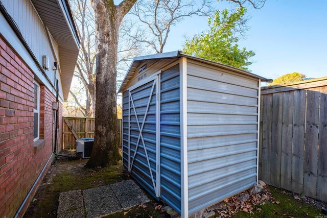 4418 Edgemere Street, North Little Rock, AR 72116