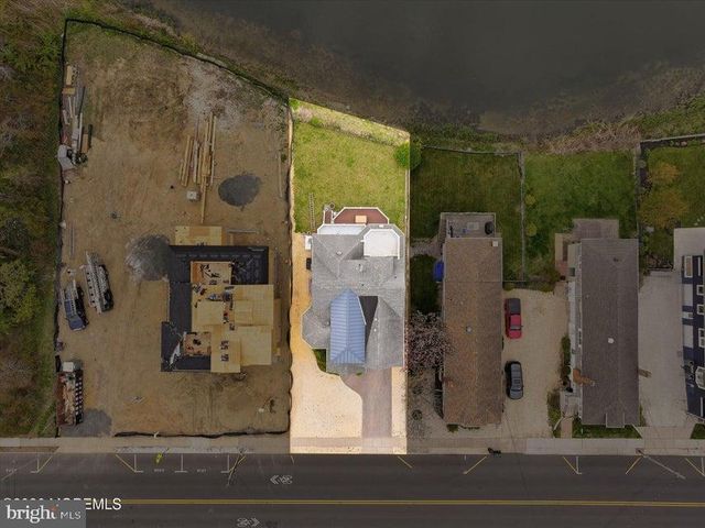 1413 OCEAN AVE, Point Pleasant Beach, NJ 08742