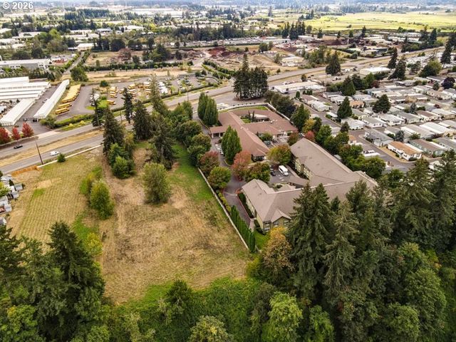 18315 Sw PACIFIC Hwy, Tualatin, OR 97062