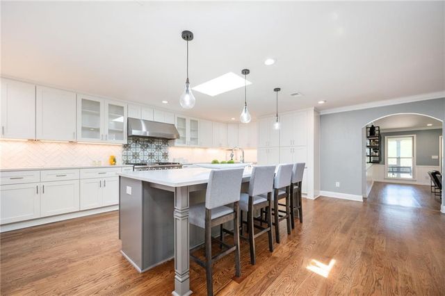 202 Heights Place, Canton, GA 30114