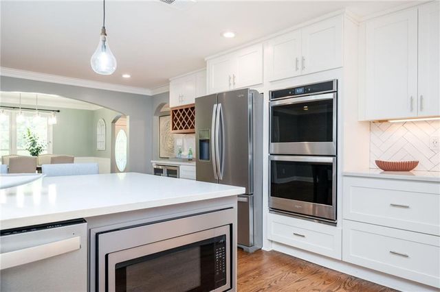 202 Heights Place, Canton, GA 30114