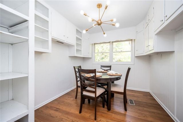 202 Heights Place, Canton, GA 30114