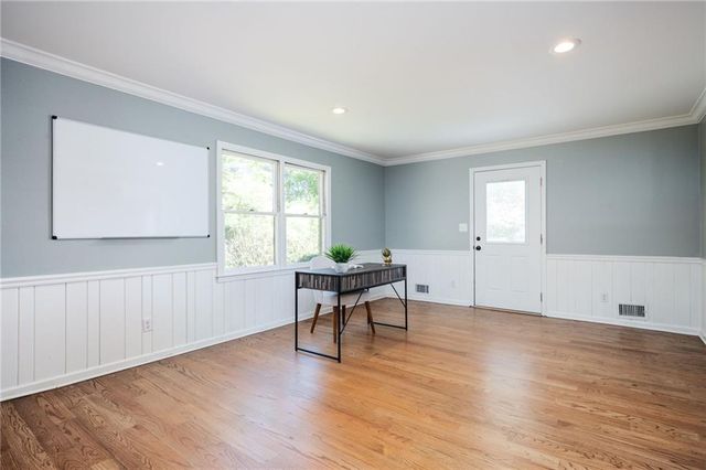 202 Heights Place, Canton, GA 30114