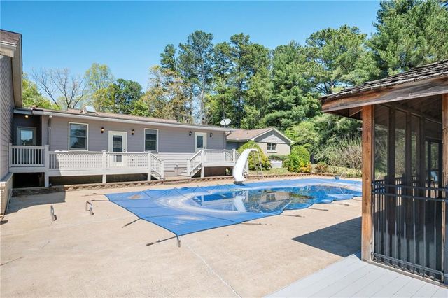 202 Heights Place, Canton, GA 30114