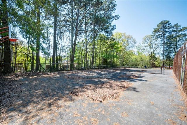 202 Heights Place, Canton, GA 30114