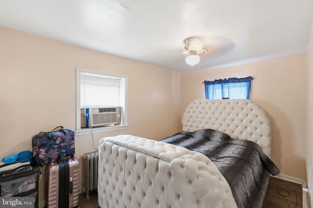 208 WALNUT ST, Darby, PA 19023
