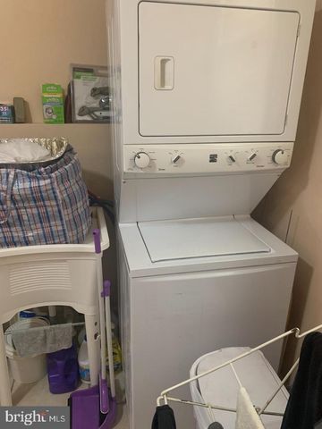 208 WALNUT ST, Darby, PA 19023