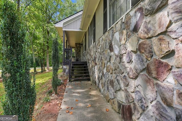 100 Deer Forest Trail, Fayetteville, GA 30214