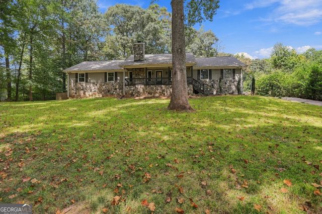 100 Deer Forest Trail, Fayetteville, GA 30214