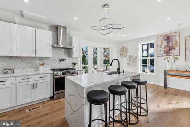 1400 FRANKLIN ST NE, Washington, DC 20018