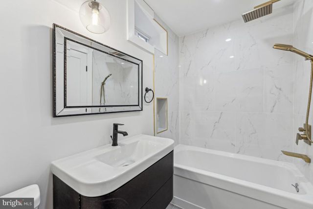 1400 FRANKLIN ST NE, Washington, DC 20018