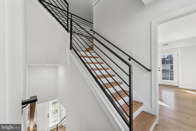 1400 FRANKLIN ST NE, Washington, DC 20018