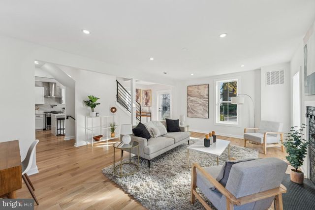 1400 FRANKLIN ST NE, Washington, DC 20018