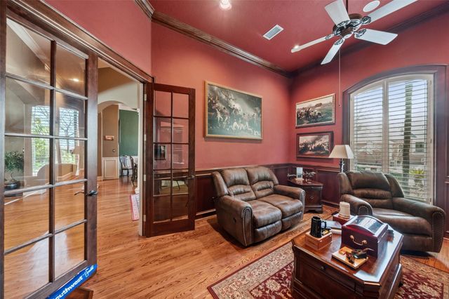 35 Bentwater Bay Circle, Montgomery, TX 77356