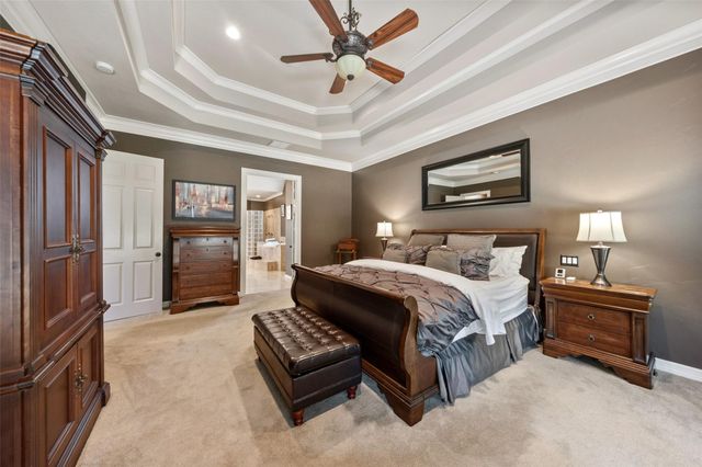 35 Bentwater Bay Circle, Montgomery, TX 77356