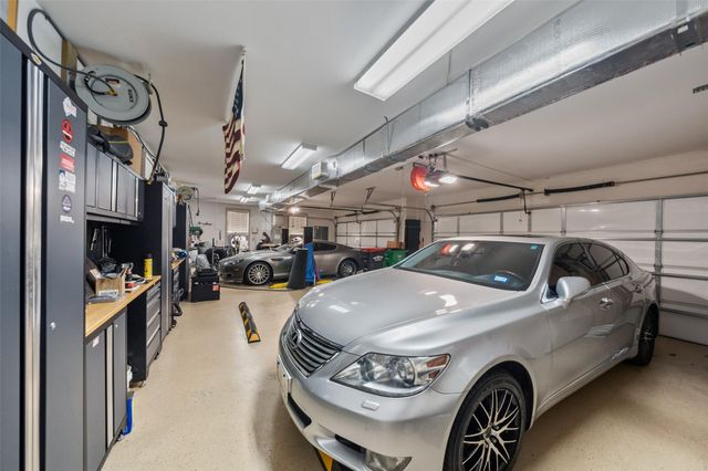 35 Bentwater Bay Circle, Montgomery, TX 77356