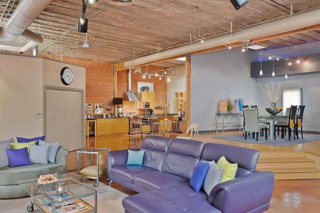 2101 28th St, Sacramento, CA 95818