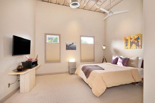 2101 28th St, Sacramento, CA 95818