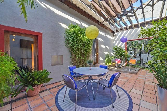 2101 28th St, Sacramento, CA 95818