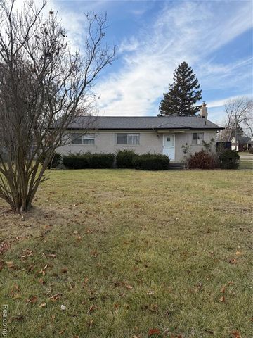 28475 Norwood Avenue, Warren, MI 48092