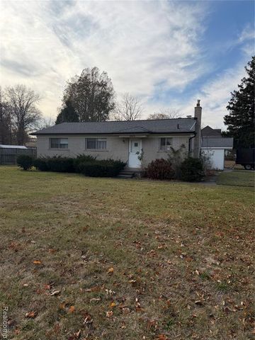28475 Norwood Avenue, Warren, MI 48092