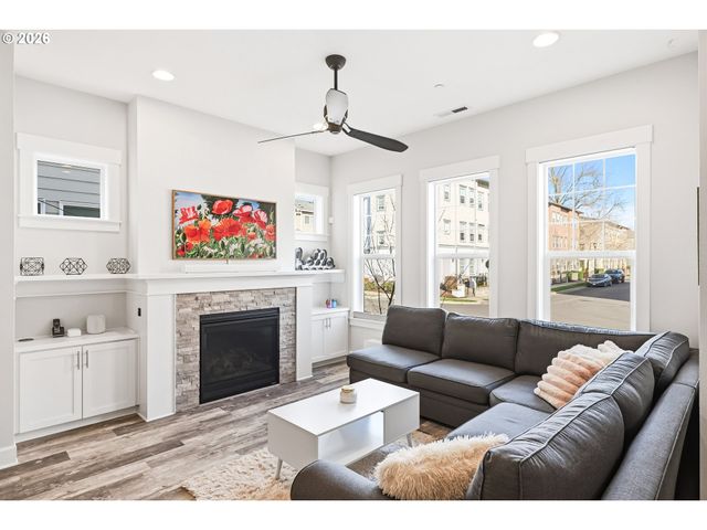 11742 Sw VALENCIA Ln, Wilsonville, OR 97070