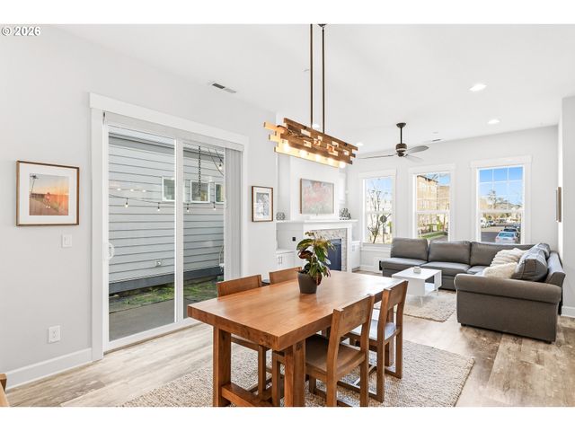 11742 Sw VALENCIA Ln, Wilsonville, OR 97070