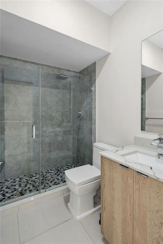 1020 NE 17th Terrace, Fort Lauderdale, FL 33304