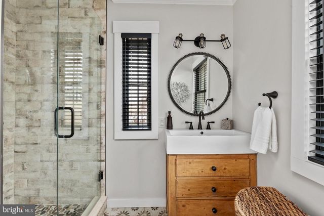 7464 WILSON RD, Warrenton, VA 20186