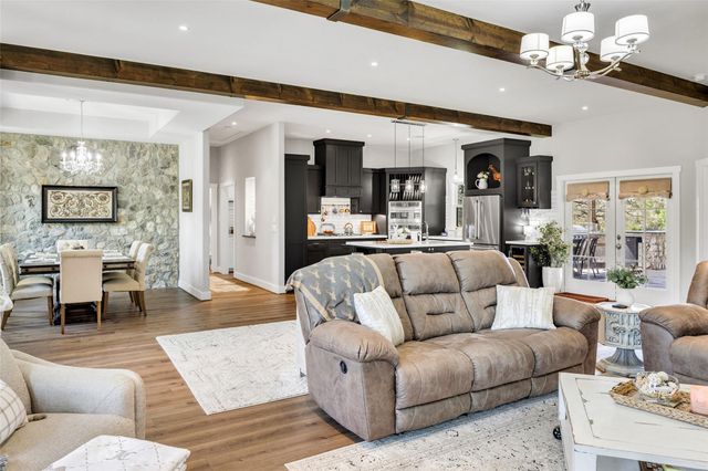 174 Gilmore Road, Brenham, TX 77833