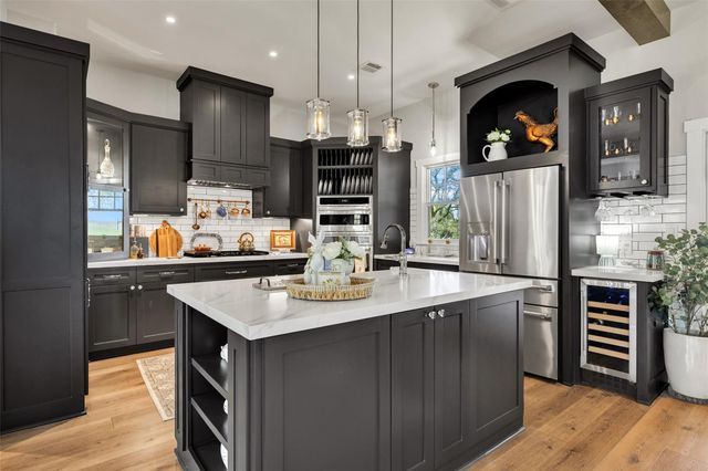 174 Gilmore Road, Brenham, TX 77833