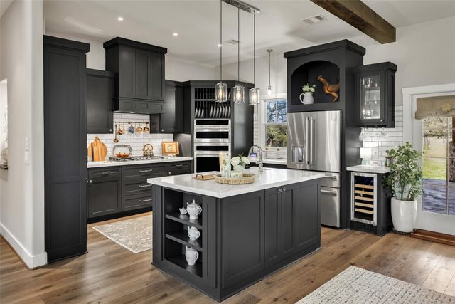 174 Gilmore Road, Brenham, TX 77833