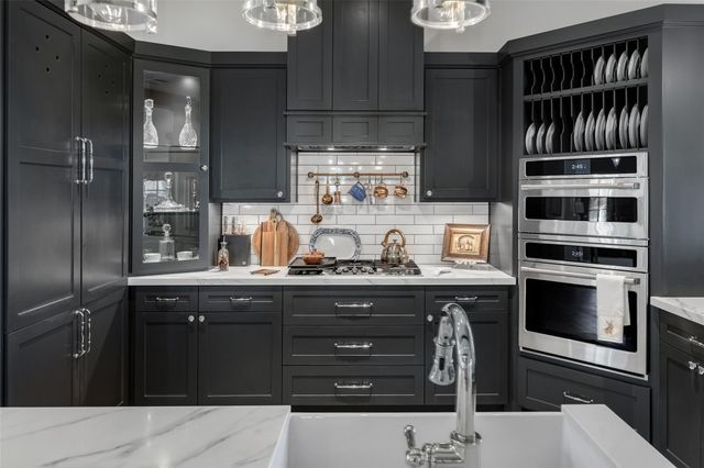 174 Gilmore Road, Brenham, TX 77833