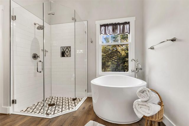 174 Gilmore Road, Brenham, TX 77833