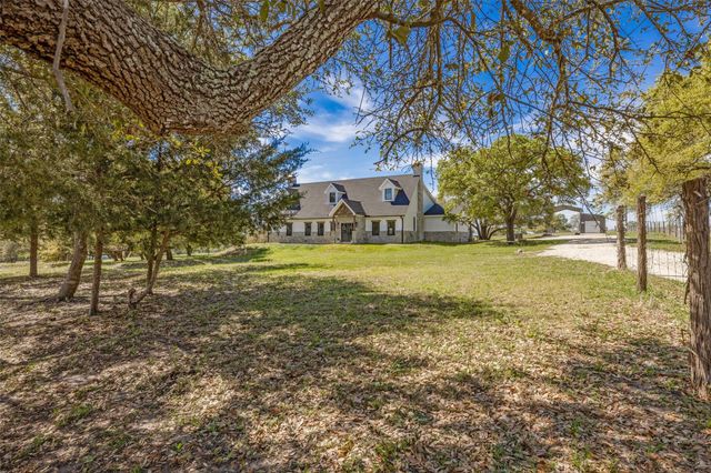174 Gilmore Road, Brenham, TX 77833