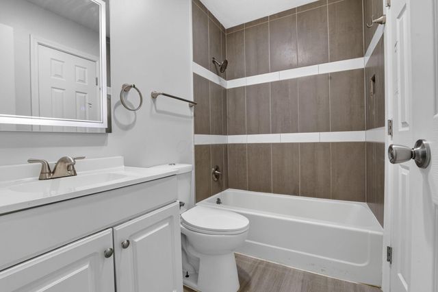 5401 Adderley Avenue, Columbus, OH 43232