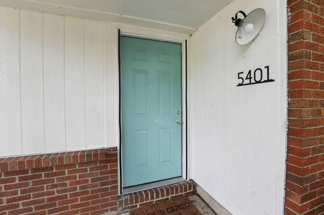 5401 Adderley Avenue, Columbus, OH 43232
