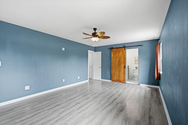 701 Georgia Street, Lindale, TX 75771