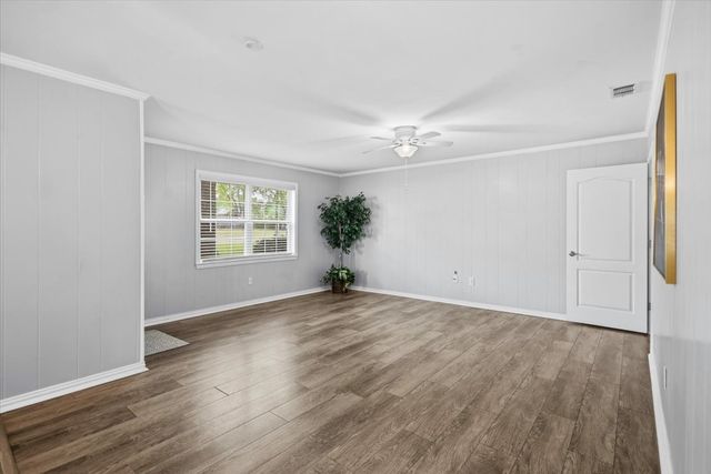 701 Georgia Street, Lindale, TX 75771