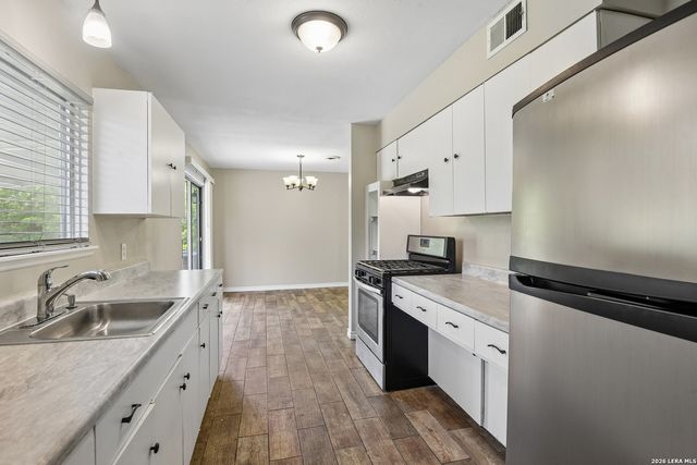 3307 Shady Springs, San Antonio, TX 78230