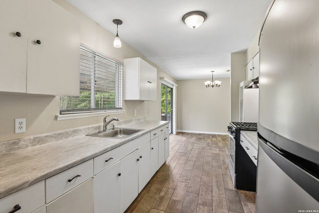 3307 Shady Springs, San Antonio, TX 78230